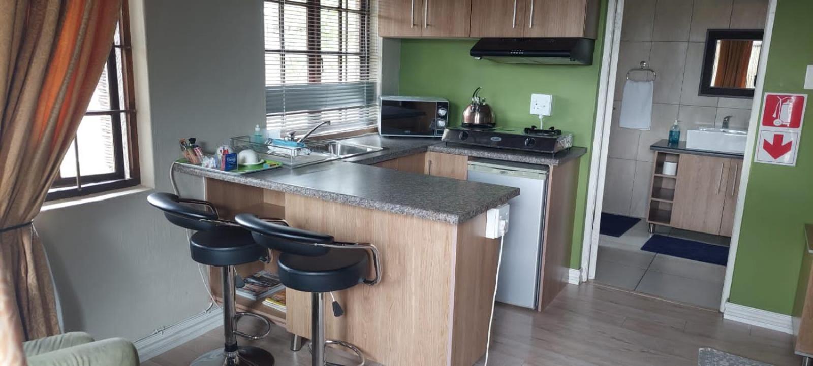 12 On Vaal Drive Guesthouse Vanderbijlpark Exteriér fotografie