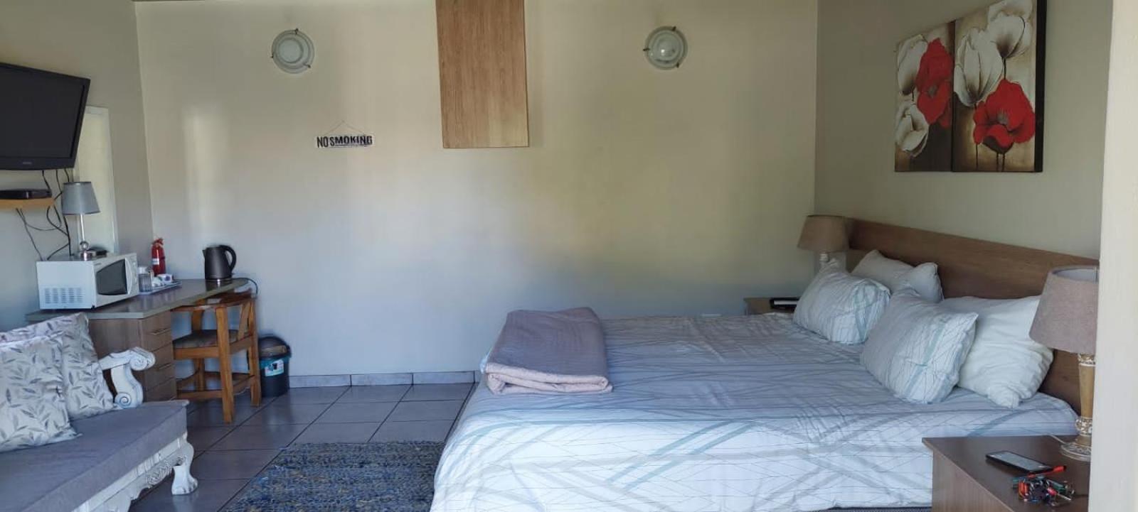12 On Vaal Drive Guesthouse Vanderbijlpark Exteriér fotografie