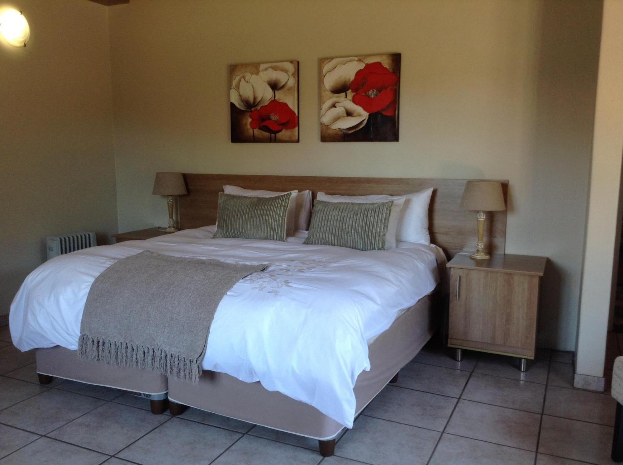 12 On Vaal Drive Guesthouse Vanderbijlpark Pokoj fotografie